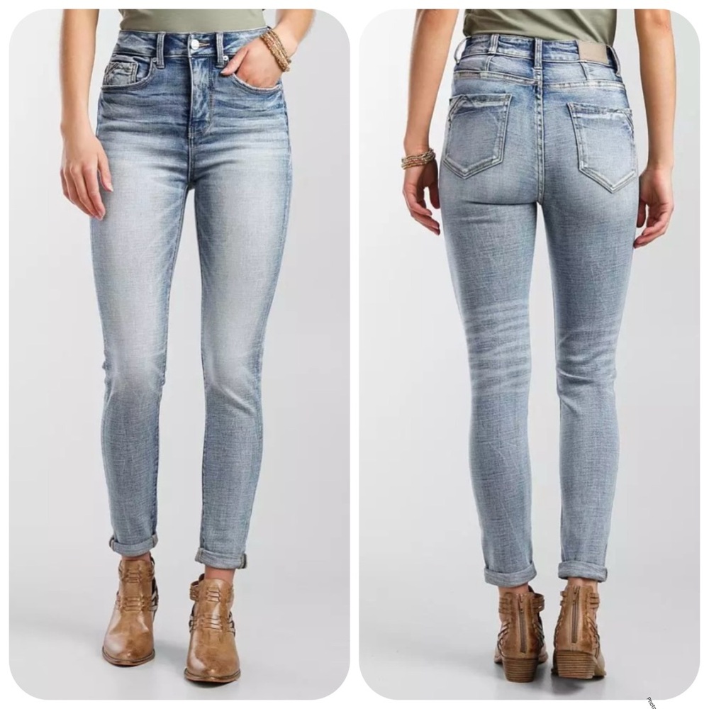 Buckle Black Jeans Women’s 24 Light Blue Ankle Skinny Raw Hem LIKE NEW!